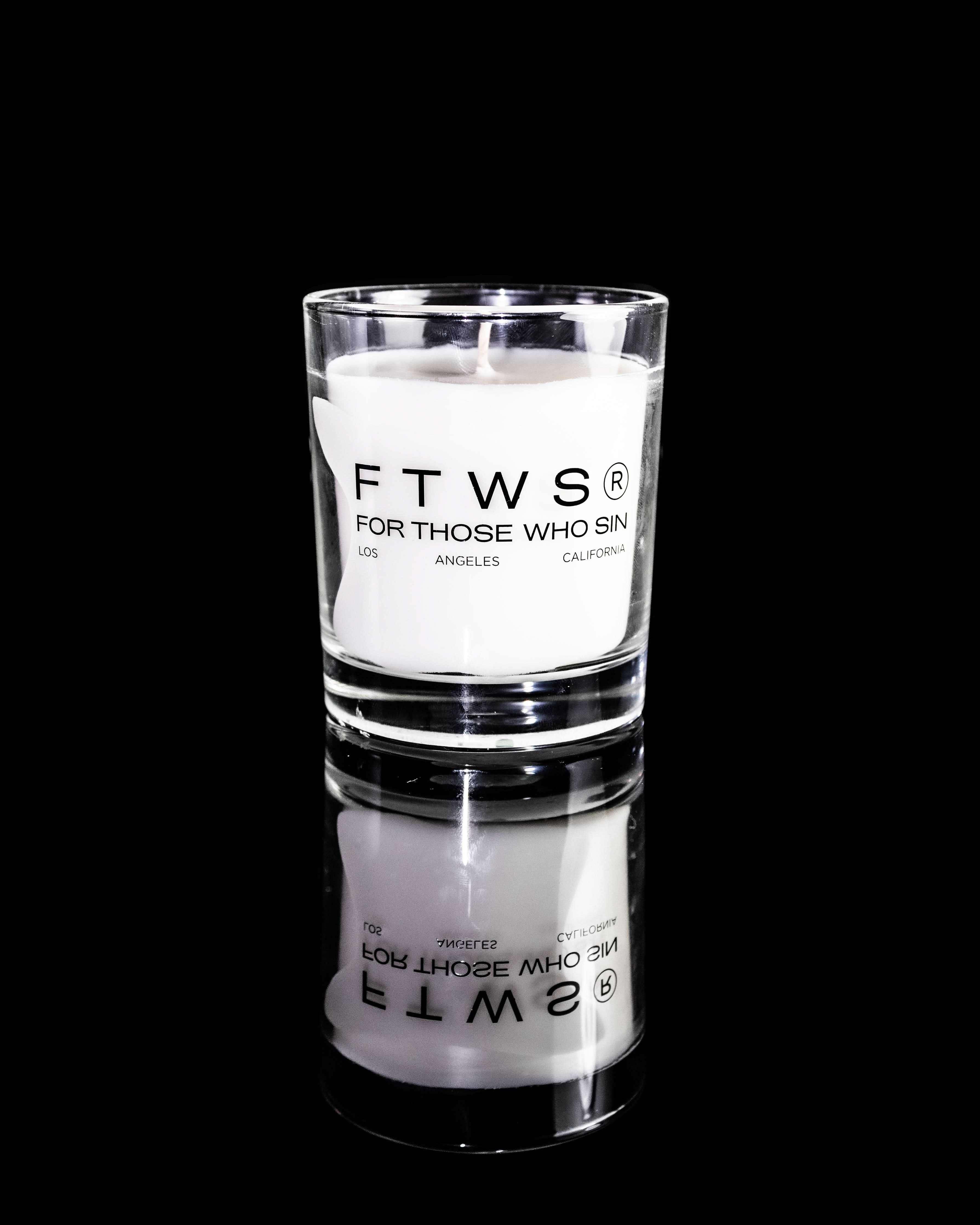 EDGE OF DESIRE CANDLE – For Those Who Sin
